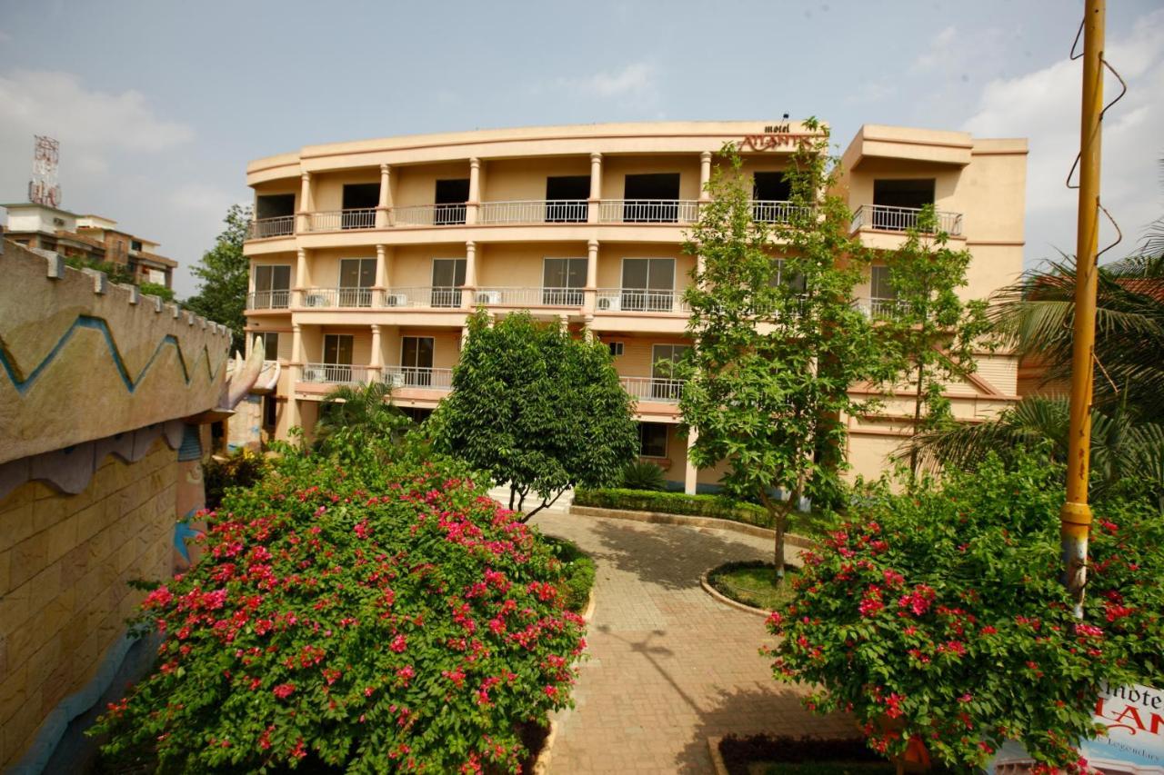 Resort Atlantis Dhaka Esterno foto