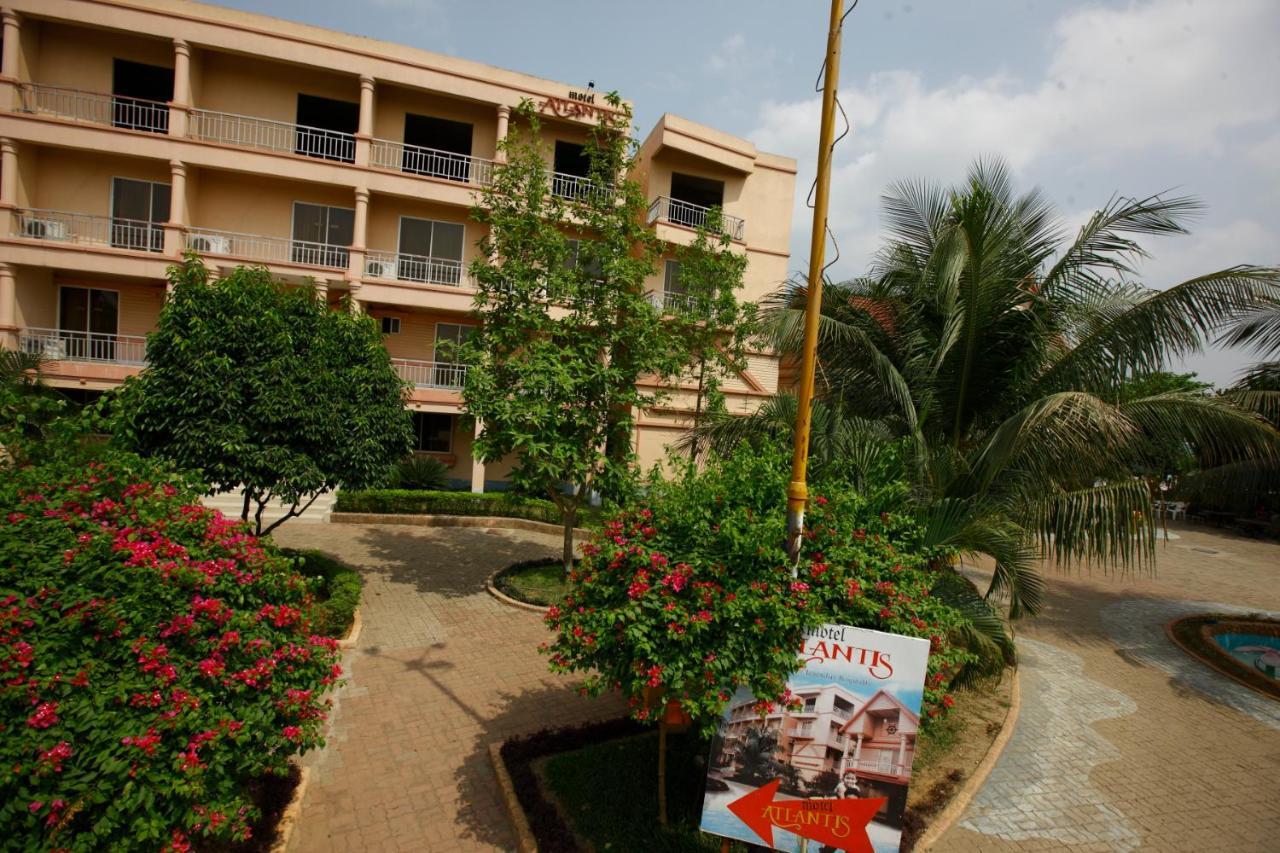 Resort Atlantis Dhaka Esterno foto