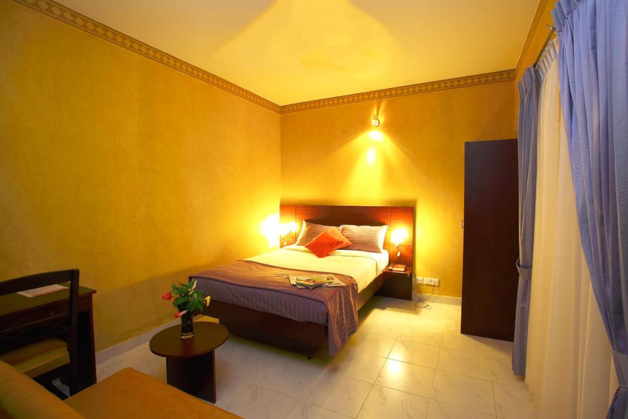 Resort Atlantis Dhaka Esterno foto